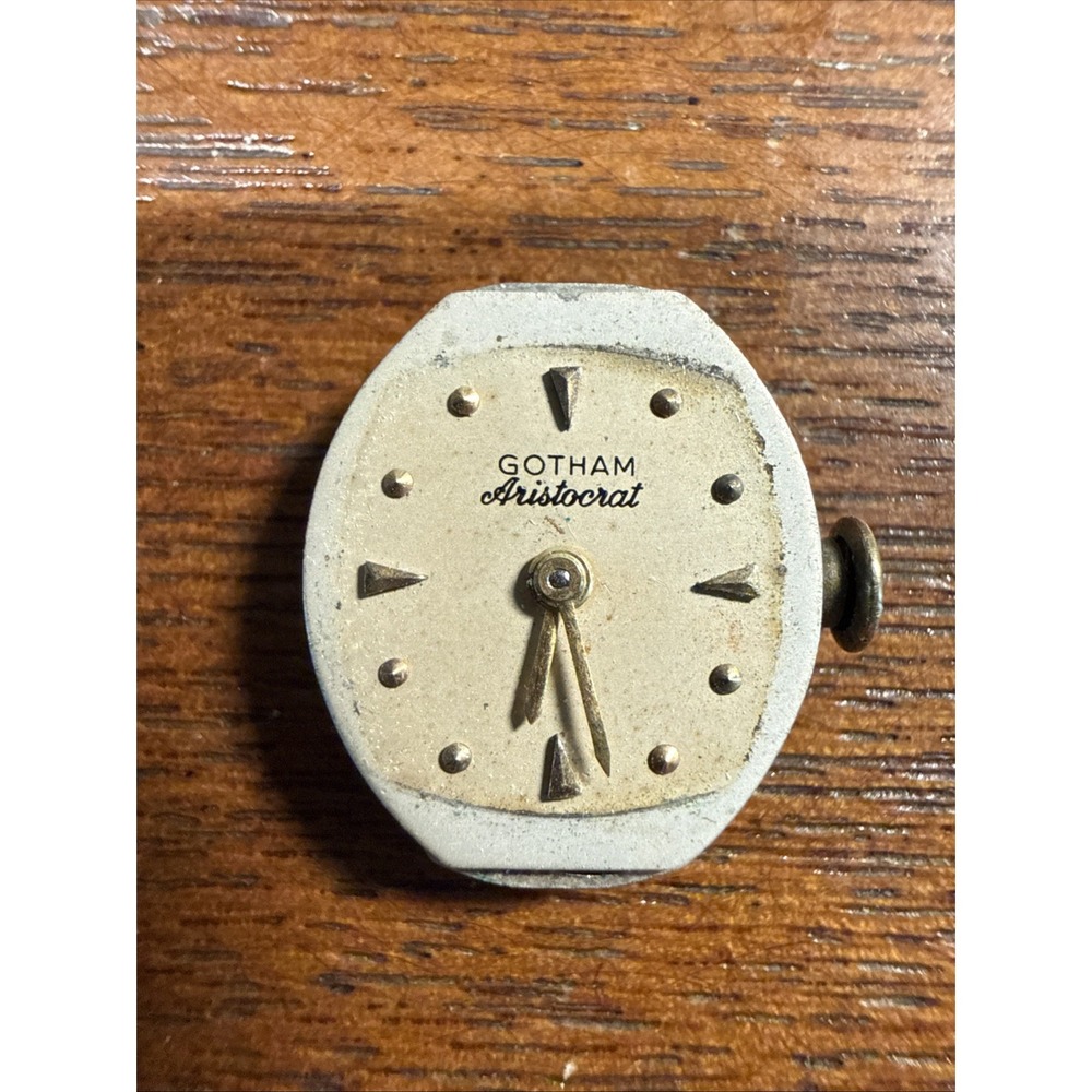 Vintage Gotham Aristocrat 17 jewel men's wrist watch movement with crown